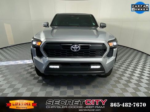 Used 2024 Toyota Tacoma TRD Off-Road w/ TRD Off Road Upgrade Package image 2
