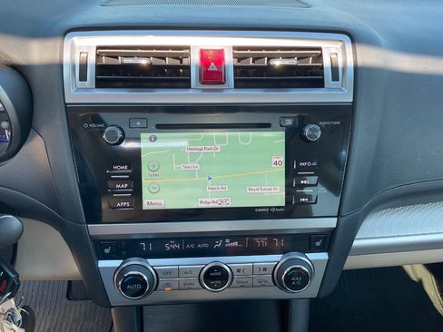 Used 2017 Subaru Outback 2.5i Premium AWD/4WD image 15