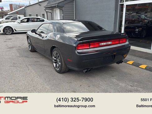 Used 2013 Dodge Challenger SRT8 w/ Harman Kardon Audio Group image 4