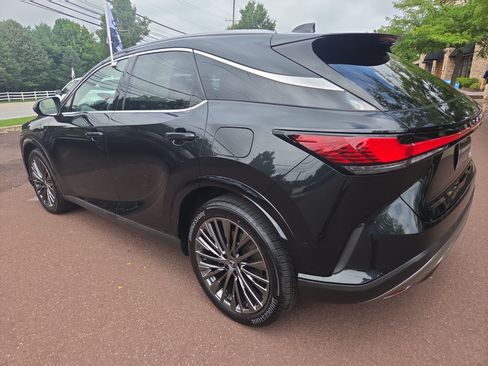 Certified 2025 Lexus RX 450h AWD w/ Convenience Package image 5