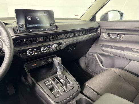 Used 2023 Honda CR-V LX image 24