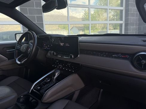 Used 2024 Chevrolet Colorado ZR2 w/ ZR2 Convenience Package III AWD/4WD image 22