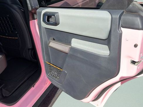 Used 2021 Ford Bronco Badlands image 12