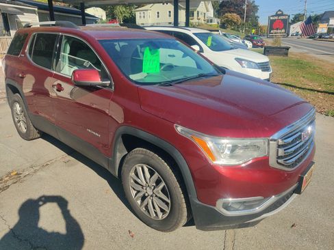 Used 2018 GMC Acadia SLE image 8
