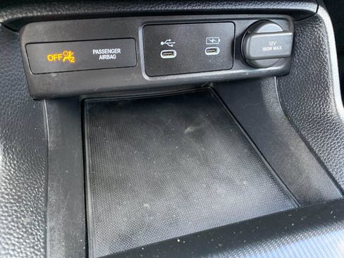 Certified 2025 Honda Civic Sport image 24