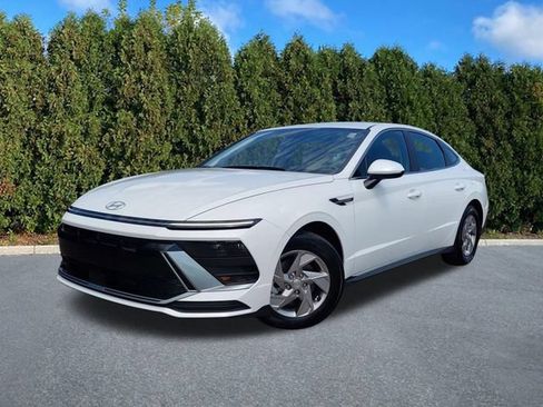 Used 2026 Hyundai Sonata SE FWD image 1
