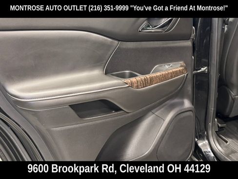 Used 2023 GMC Acadia Denali w/ Black Diamond Edition AWD/4WD image 37