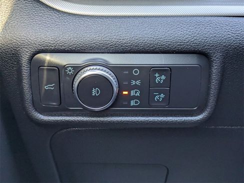 Used 2020 Ford Explorer XLT w/ Equipment Group 202A image 24