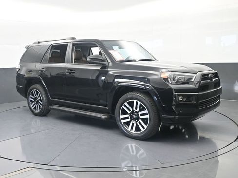 Used 2024 Toyota 4Runner Limited AWD/4WD image 8