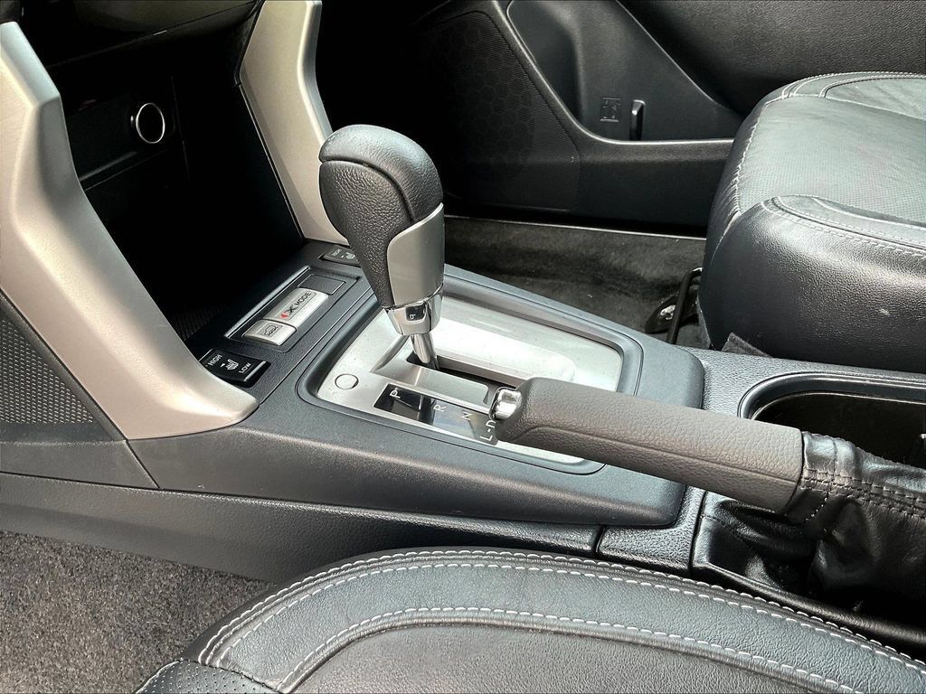 Used 2018 Subaru Forester 2.5i Limited AWD/4WD image 16