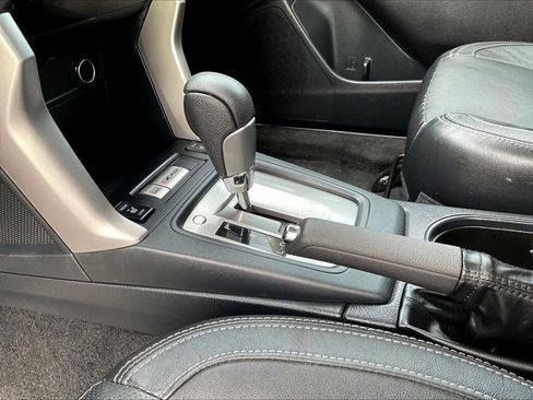 Used 2018 Subaru Forester 2.5i Limited AWD/4WD image 16