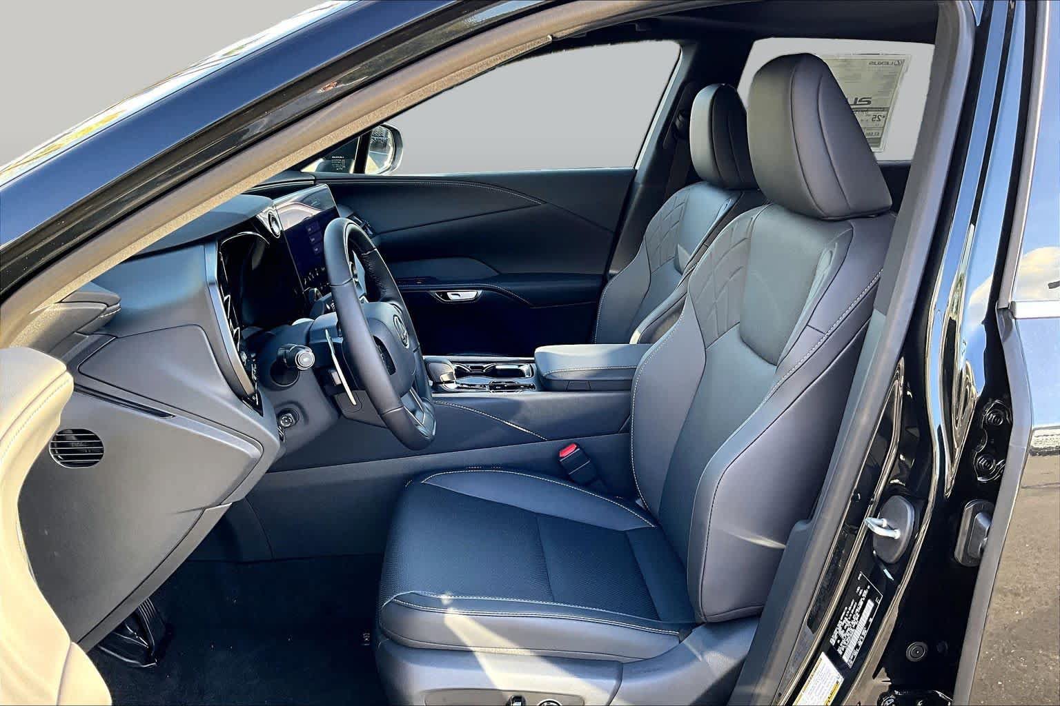 New 2026 Lexus RX 350 Premium w/ Accessory Package (Z1) FWD image 18
