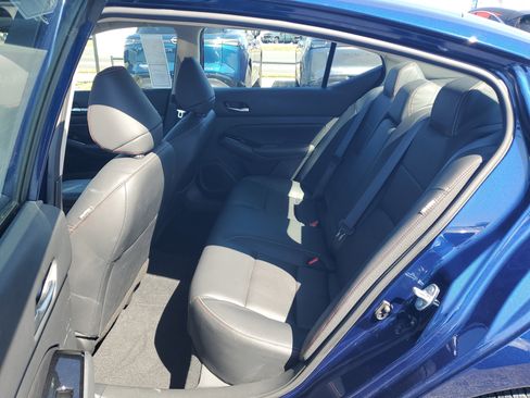 Certified 2024 Nissan Altima 2.5 SR w/ SR Premium Package image 14