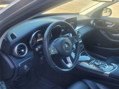 Used 2017 Mercedes-Benz C 300 4MATIC Sedan image 19