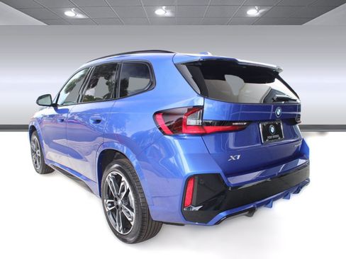 Used 2026 BMW X1 xDrive28i w/ Technology Package image 3