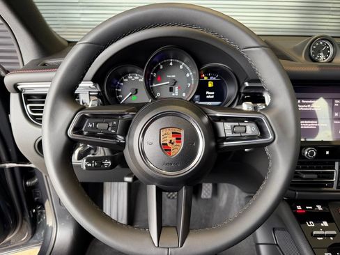 New 2026 Porsche Macan AWD/4WD image 16