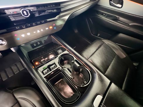 Used 2025 Nissan Murano Platinum w/ Cargo Package image 26