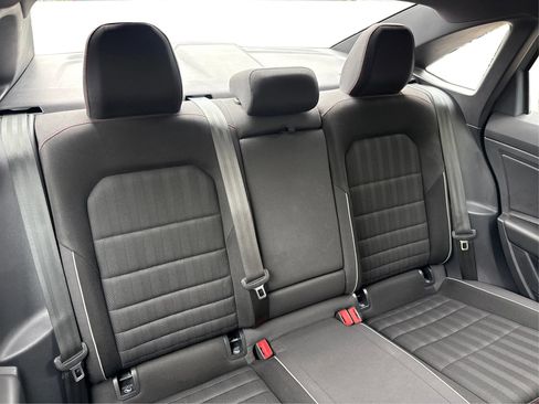 Used 2019 Volkswagen Jetta GLI FWD image 12