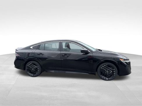 New 2026 Nissan Sentra SR w/ Floor Mat Package image 10