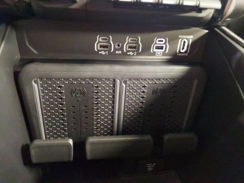 Used 2026 RAM 1500 Limited AWD/4WD image 21