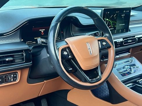 Used 2021 Lincoln Aviator Black Label w/ Dynamic Handling Package image 23