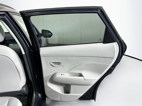 Used 2025 Hyundai Kona SEL FWD image 28