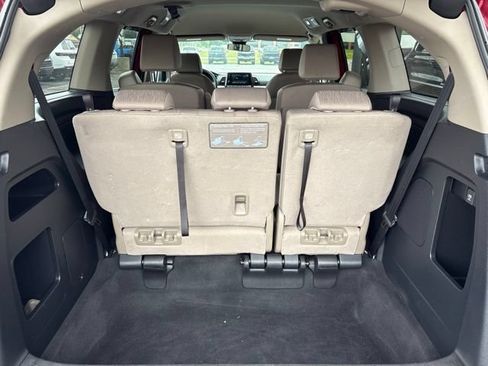 Used 2024 Honda Odyssey EX image 17