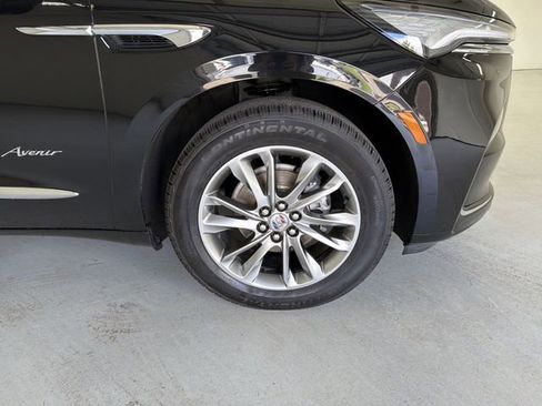 Used 2024 Buick Enclave Avenir w/ Avenir Technology Package image 14
