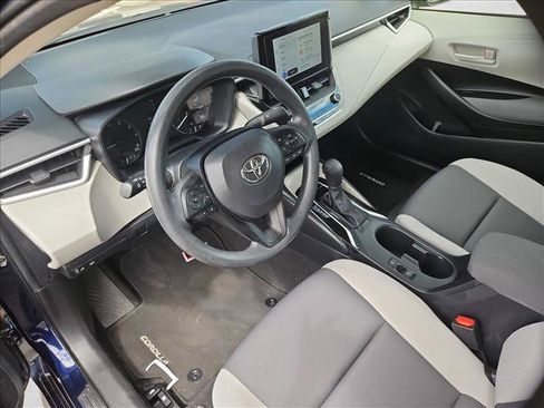 Used 2023 Toyota Corolla LE w/ LE Premium Package FWD image 11