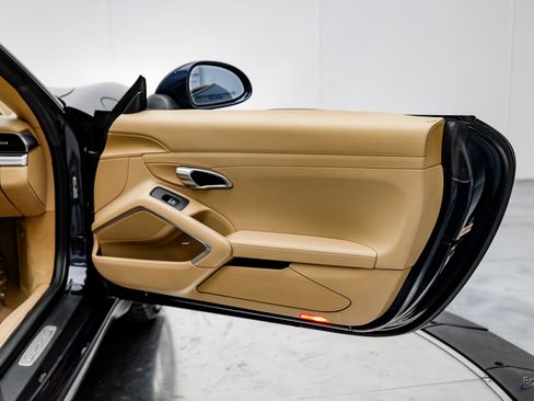 Used 2015 Porsche 911 Carrera S image 74