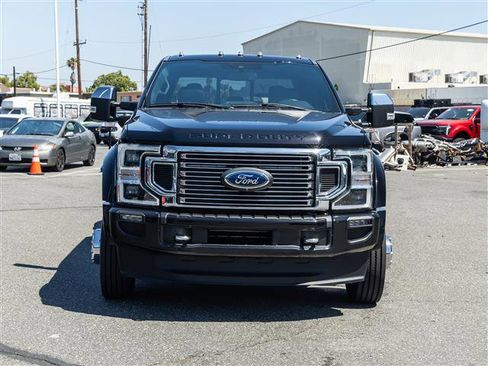 Used 2022 Ford F450 Platinum AWD/4WD image 2