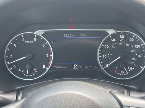 Used 2025 Nissan Sentra SV FWD image 37
