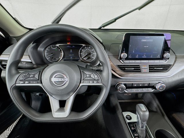 New 2026 Nissan Altima 2.5 SV FWD image 12