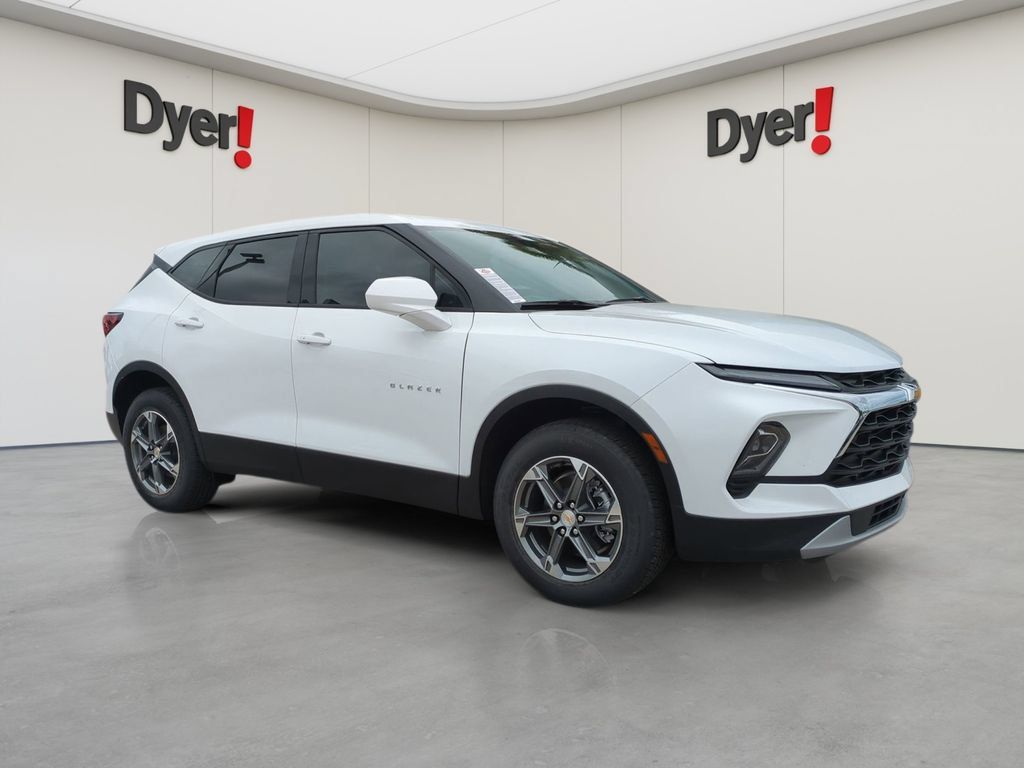 New 2025 Chevrolet Blazer LT w/ LPO, Floor Liner Package FWD image 1