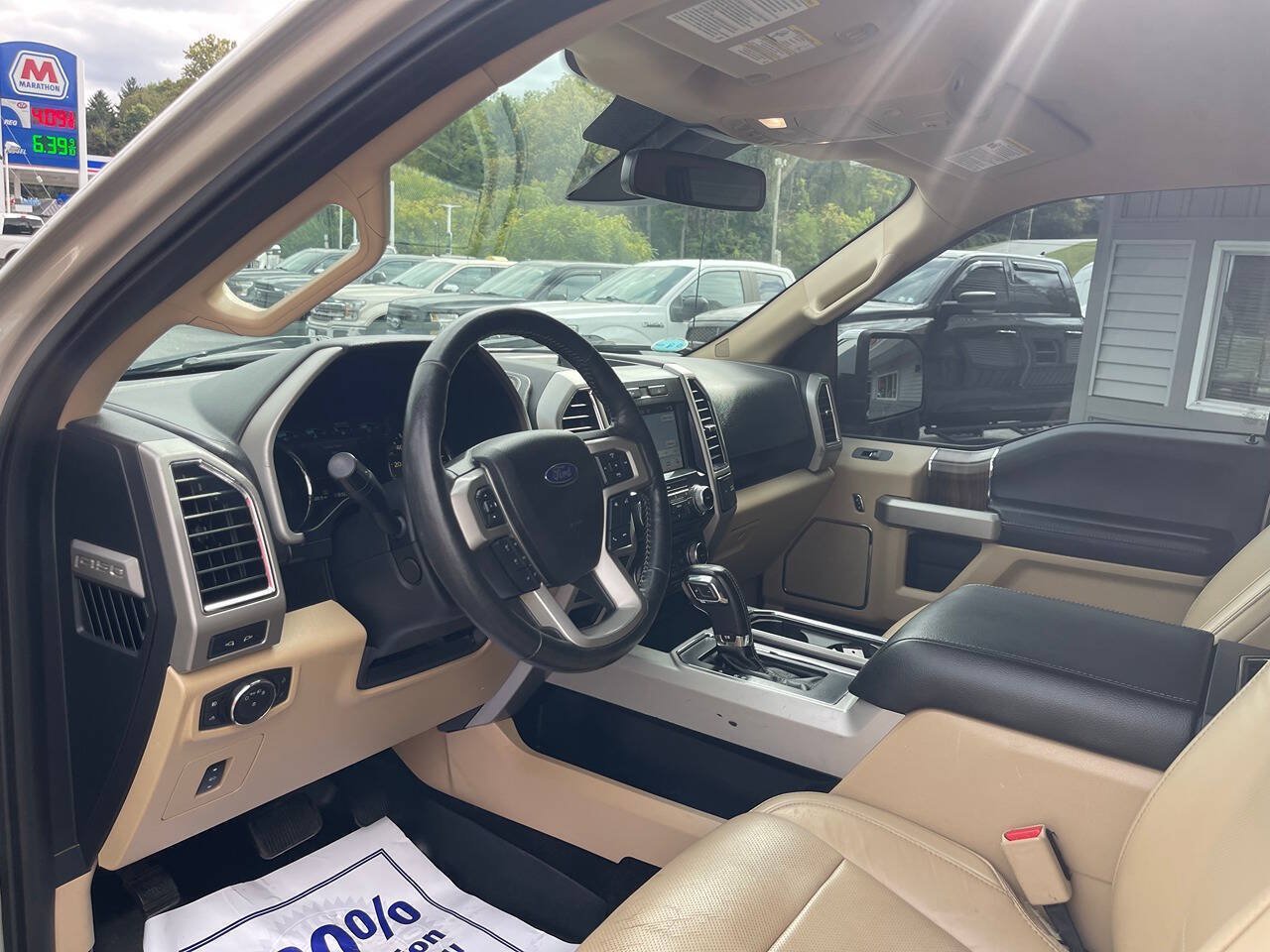 Used 2017 Ford F150 Lariat w/ Equipment Group 502A Luxury AWD/4WD image 17