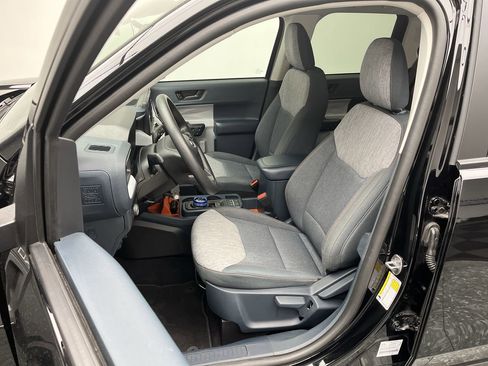 Certified 2023 Ford Maverick XLT w/ Equipment Group 300A Standard image 10