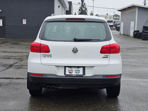 Used 2016 Volkswagen Tiguan SE image 6