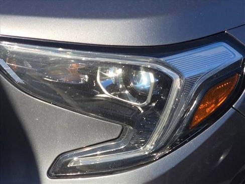 Used 2019 GMC Terrain SLE image 24