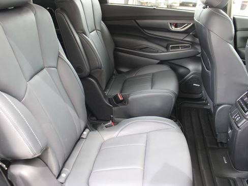 Used 2025 Subaru Ascent Limited AWD/4WD image 19
