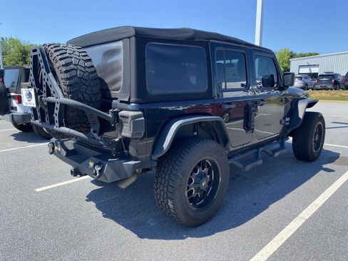 Used 2018 Jeep Wrangler Unlimited Sport S AWD/4WD image 7