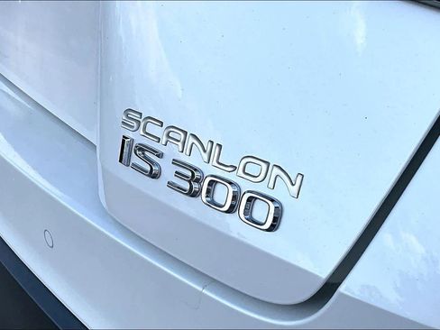 Used 2023 Lexus IS 300 w/ Premium Package image 9