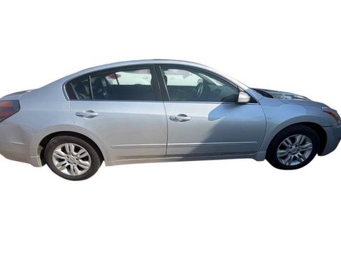 Used 2012 Nissan Altima 2.5 SL w/ 2.5SL Pkg FWD image 7