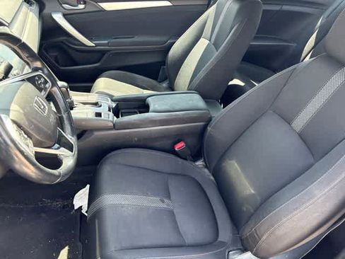 Used 2019 Honda Civic EX image 11