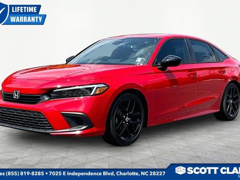 Used 2024 Honda Civic Sport image 3