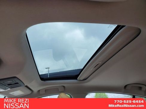 New 2025 Nissan Sentra SV w/ SV Premium Package image 13