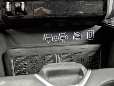 New 2026 RAM 1500 Laramie w/ Night Edition image 16