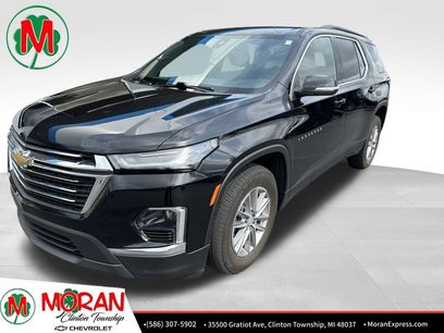 Used 2023 Chevrolet Traverse LT