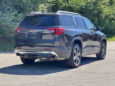 Used 2017 GMC Acadia Denali image 5