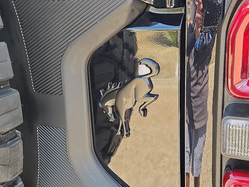 Used 2025 Ford Bronco Raptor w/ Interior Carbon Fiber Pack AWD/4WD image 13