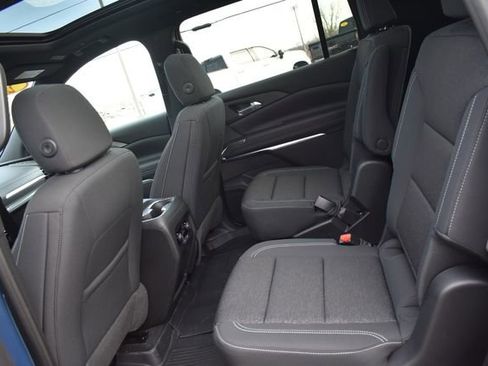 New 2026 Chevrolet Traverse LT w/ Sun and Wheel Package image 21